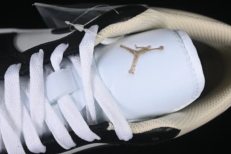 All categories Air Jordan Jordan series basketball shoes Air Jordan 1 Low Air Jordan 1 Low AJ1 Joe 1 cream white low-top cultural casual sneakers 553558-153
